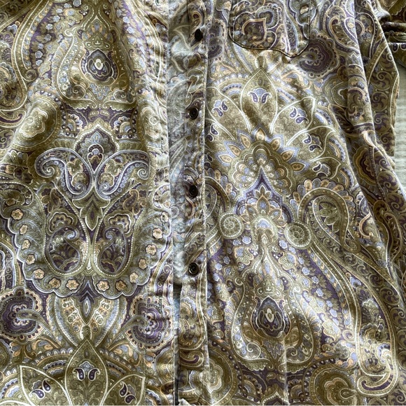 Vintage Paisley Button Up Shirt - Picture 8 of 8